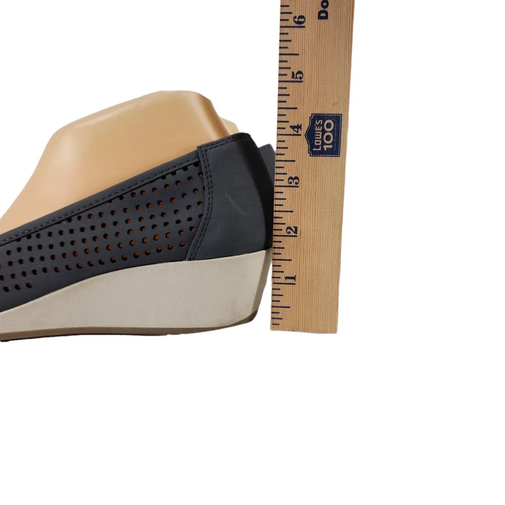 Naturalizer Becky Wedge Heels 9.5 Women Gray White N5 Comfort Shoe Perforated‎